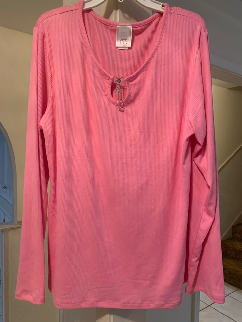 🩷🩷SUPER CUTE PLUS SIZE 3X stretchy Long Sleeve Ribbed Top W/Front Rhinestone Bow